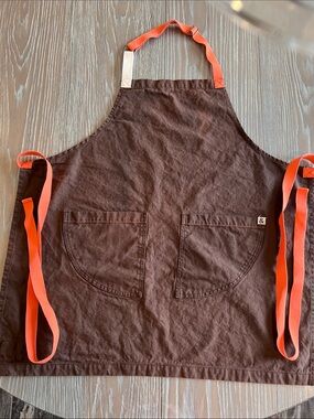 Hedley & Bennett Professional Quality Apron USA